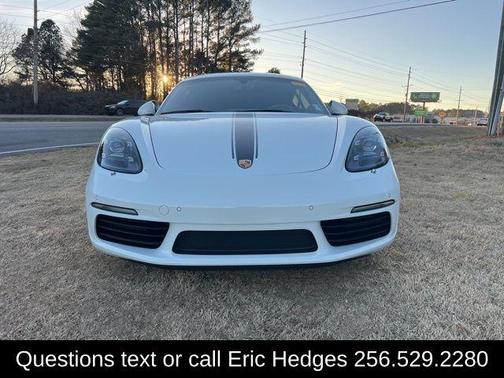 2024 Porsche 718 Cayman Style Edition