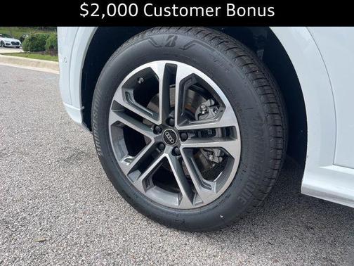 2025 Audi Q5 Premium