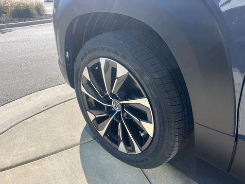 2026 Mazda CX-50 Hybrid Premium Plus