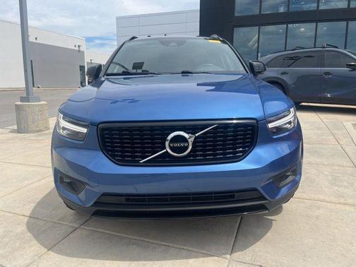 2021 Volvo XC40 T4 R-Design
