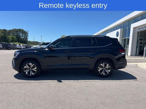 deep black pearl 2026 Volkswagen Atlas 2.0T SE