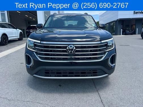 deep black pearl 2026 Volkswagen Atlas 2.0T SE