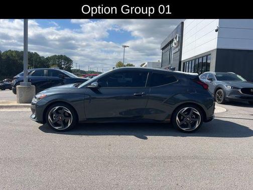 2020 Hyundai Veloster Base