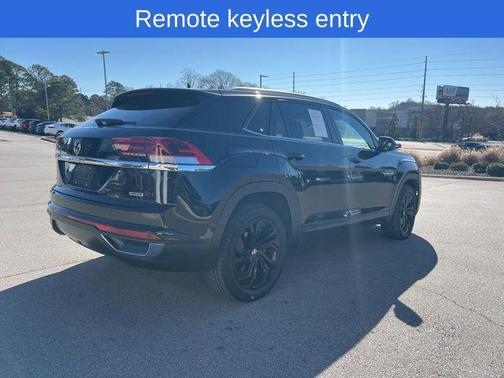 2020 Volkswagen Atlas Cross Sport 2.0T SE w/Technology 4MOTION