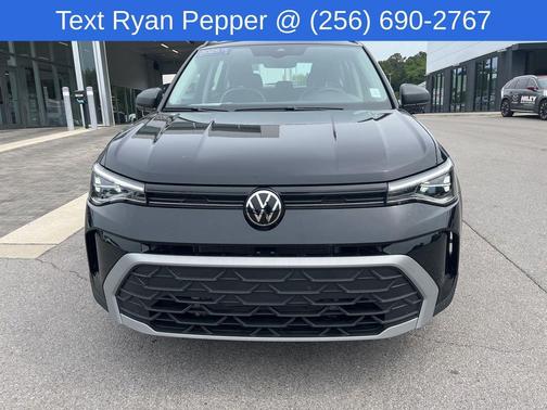 Deep Black Pearl 2025 Volkswagen Taos 1.5T S