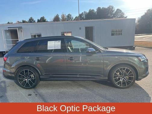 2021 Audi Q7 55 Prestige