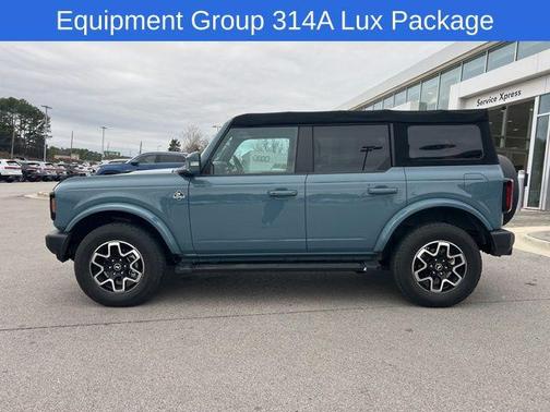 2022 Ford Bronco Outer Banks