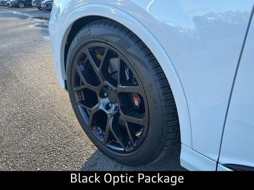 2026 Audi SQ7 4.0T Premium Plus