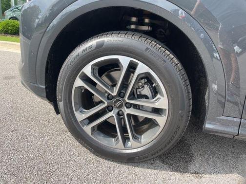 2025 Audi Q5 Premium Plus
