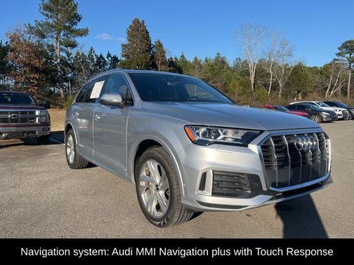 2022 Audi Q7 45 Premium