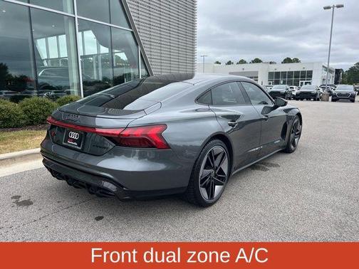 2022 Audi RS e-tron GT quattro