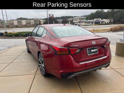 2022 Nissan Altima SR FWD