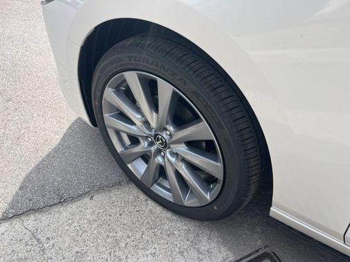 Snowflake White Pearl Mica 2026 Mazda Mazda3 FWD w/Preferred Package