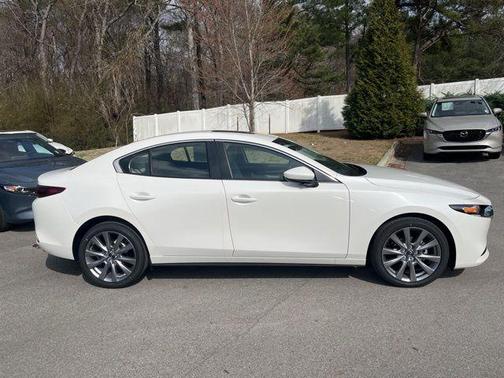 Snowflake White Pearl Mica 2026 Mazda Mazda3 FWD w/Preferred Package
