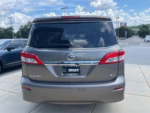 2016 Nissan Quest SL