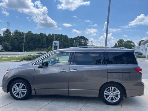 2016 Nissan Quest SL