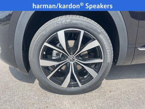 2025 Volkswagen Atlas Cross Sport 2.0T SEL Premium