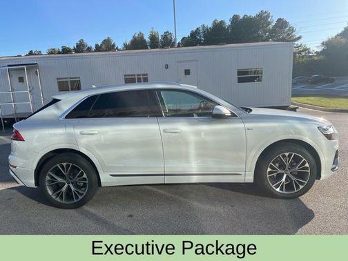 2021 Audi Q8 55 Premium Plus