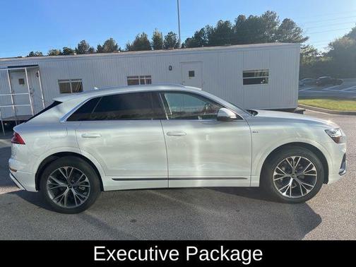 2021 Audi Q8 55 Premium Plus