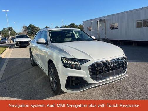 2021 Audi Q8 55 Premium Plus