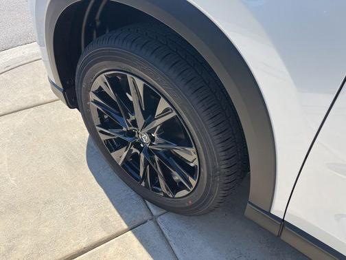 2025 Mazda CX-5 Carbon Edition