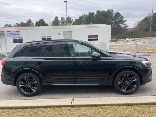 2025 Audi Q7 55 Premium Plus