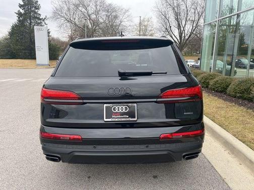 2025 Audi Q7 55 Premium Plus