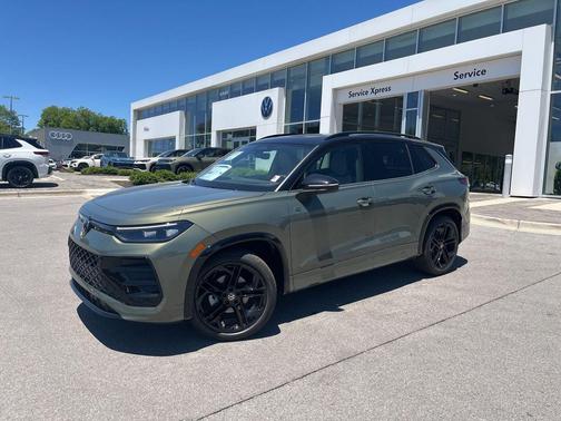 Avocado Green w/Deep Black Roof 2026 Volkswagen Tiguan 2.0T SE R-Line Black