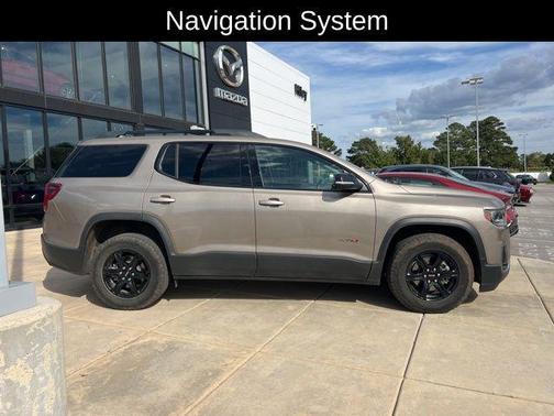 2023 GMC Acadia AWD AT4