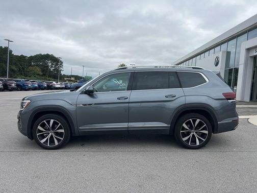 2024 Volkswagen Atlas 2.0T SEL Premium R-Line 4MOTION