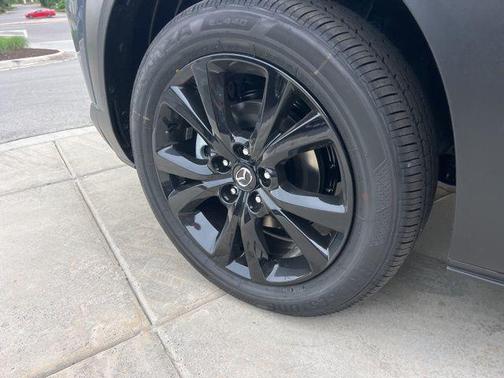 2025 Mazda CX-30 2.5 S Carbon Edition