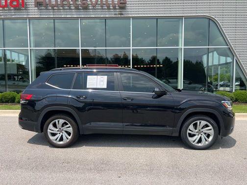 2022 Volkswagen Atlas 3.6L SE w/Technology