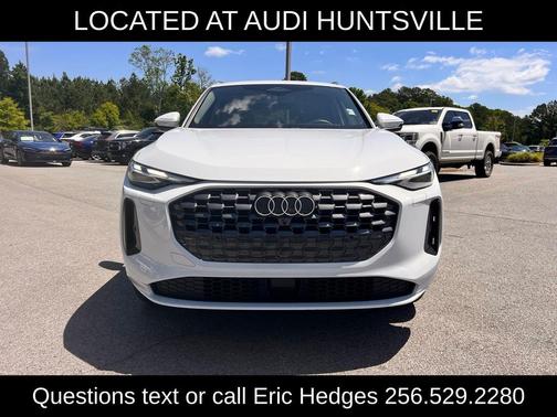 Glacier White Metallic 2025 Audi Q5 Premium TFSI quattro S tronic