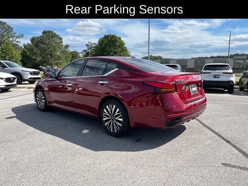 Scarlet Ember Tintcoat 2023 Nissan Altima 2.5 SV