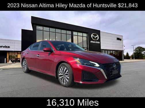 Scarlet Ember Tintcoat 2023 Nissan Altima 2.5 SV