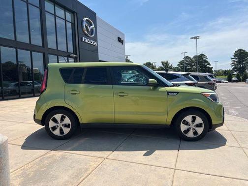 2016 Kia Soul Base