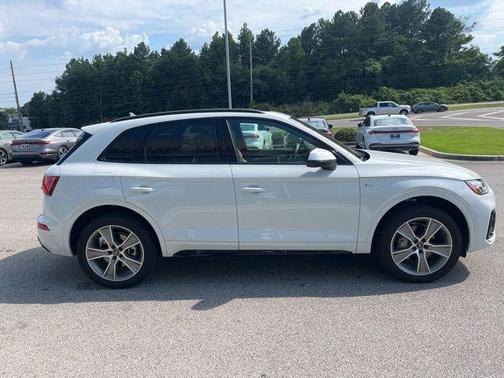2025 Audi Q5 45 S line Premium