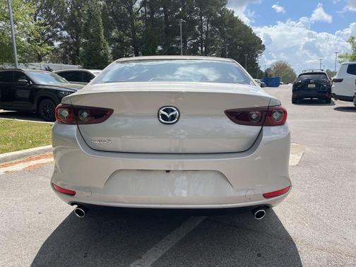 Platinum Quartz Metallic 2026 Mazda Mazda3 FWD w/Preferred Package