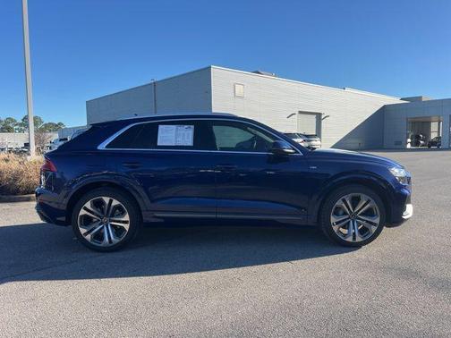 2022 Audi Q8 55 Prestige