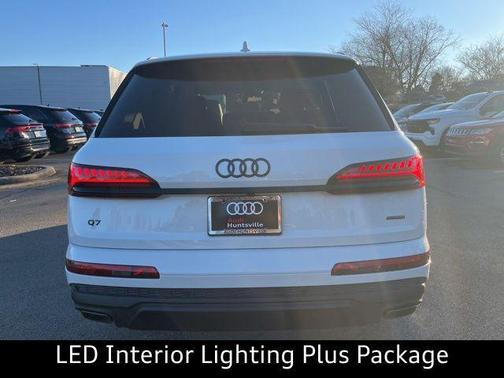 Carrara White 2026 Audi Q7 45 Premium Plus