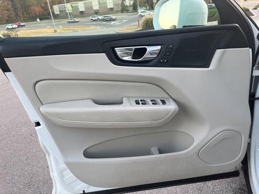 2020 Volvo XC60 T5 Inscription