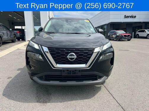 Super Black 2023 Nissan Rogue S