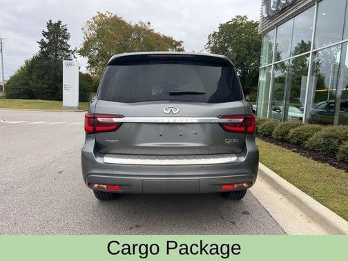 2021 INFINITI QX80 Luxe