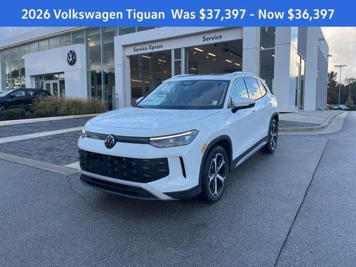 2026 Volkswagen Tiguan 2.0T SE