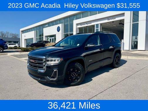 2023 GMC Acadia AWD AT4