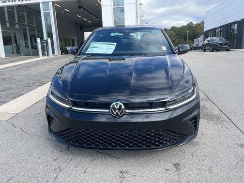 Deep Black Pearl 2026 Volkswagen Jetta 1.4T S