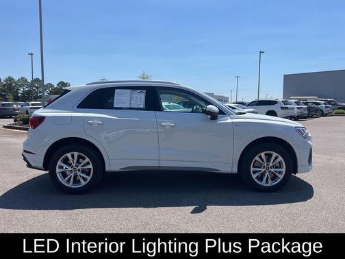 Glacier White Metallic 2025 Audi Q3 45 S line Premium Plus