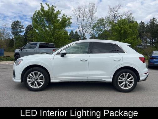 Glacier White Metallic 2025 Audi Q3 45 S line Premium Plus