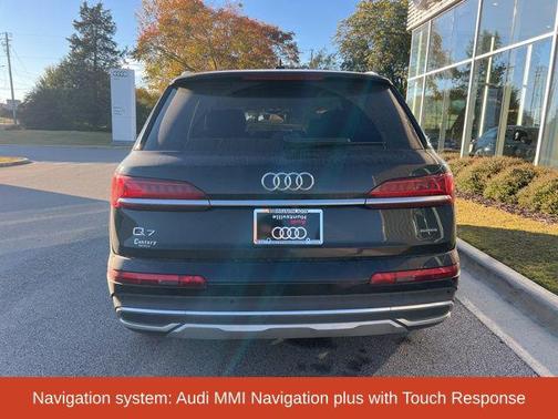 2022 Audi Q7 55 Premium