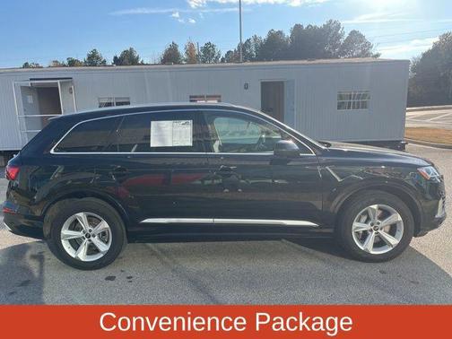 2022 Audi Q7 55 Premium